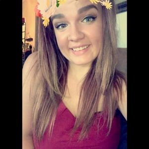 Meet your Posher, Amanda